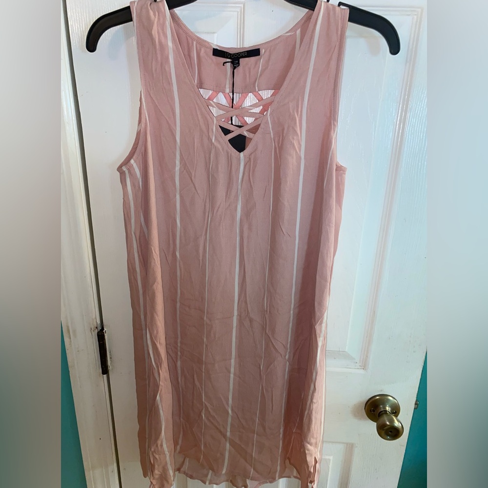 Women’s Light Pink Dress